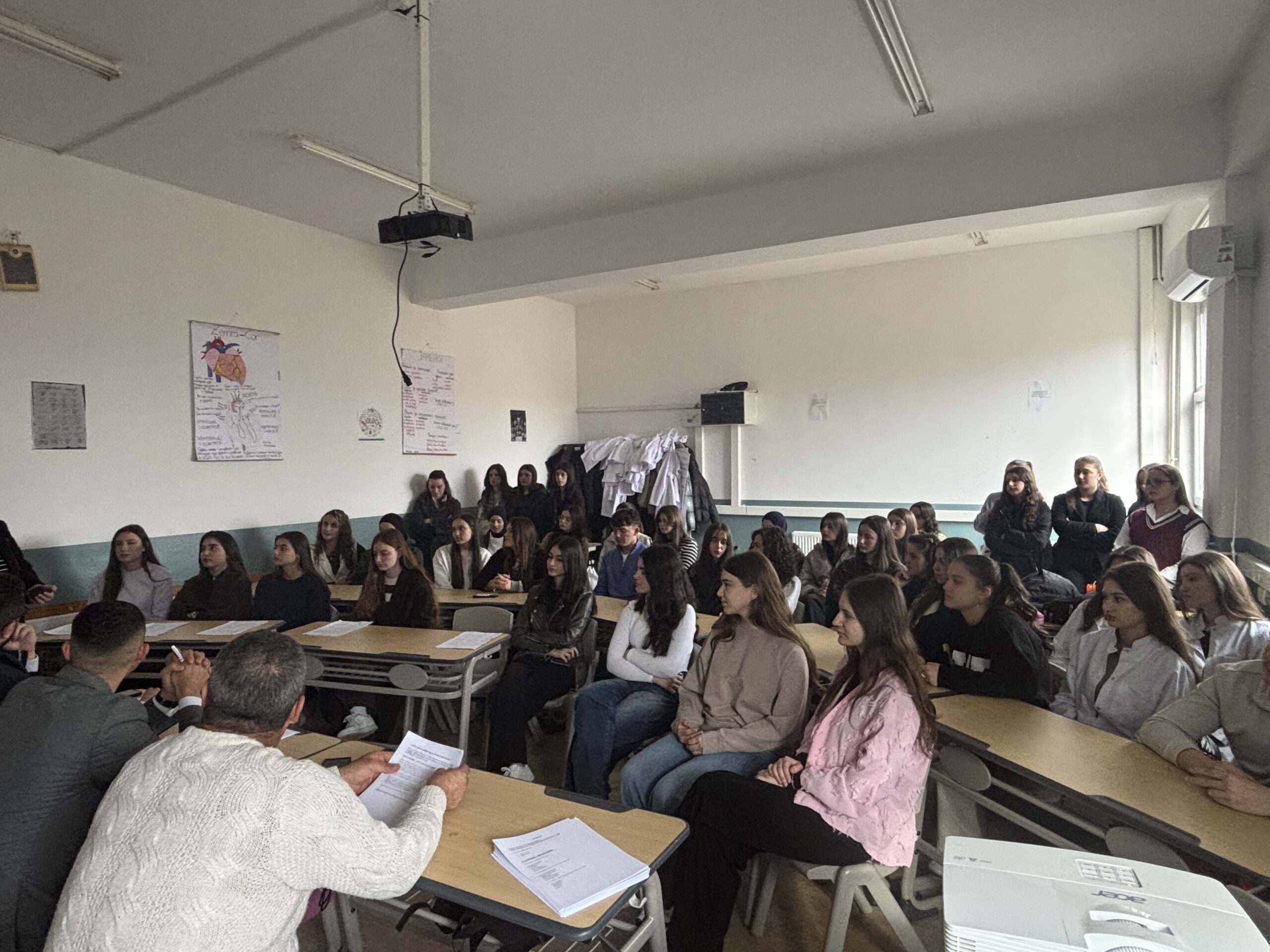 “Zërat që duhen dëgjuar”